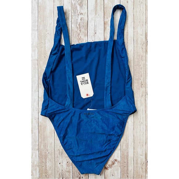 Billabong ‘Lazy Palms’ One Piece - Picture 10 of 10